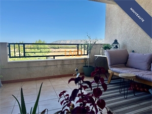 t3 à la vente -   84300  CAVAILLON, surface 61 m2 vente t3 - UBI484004573